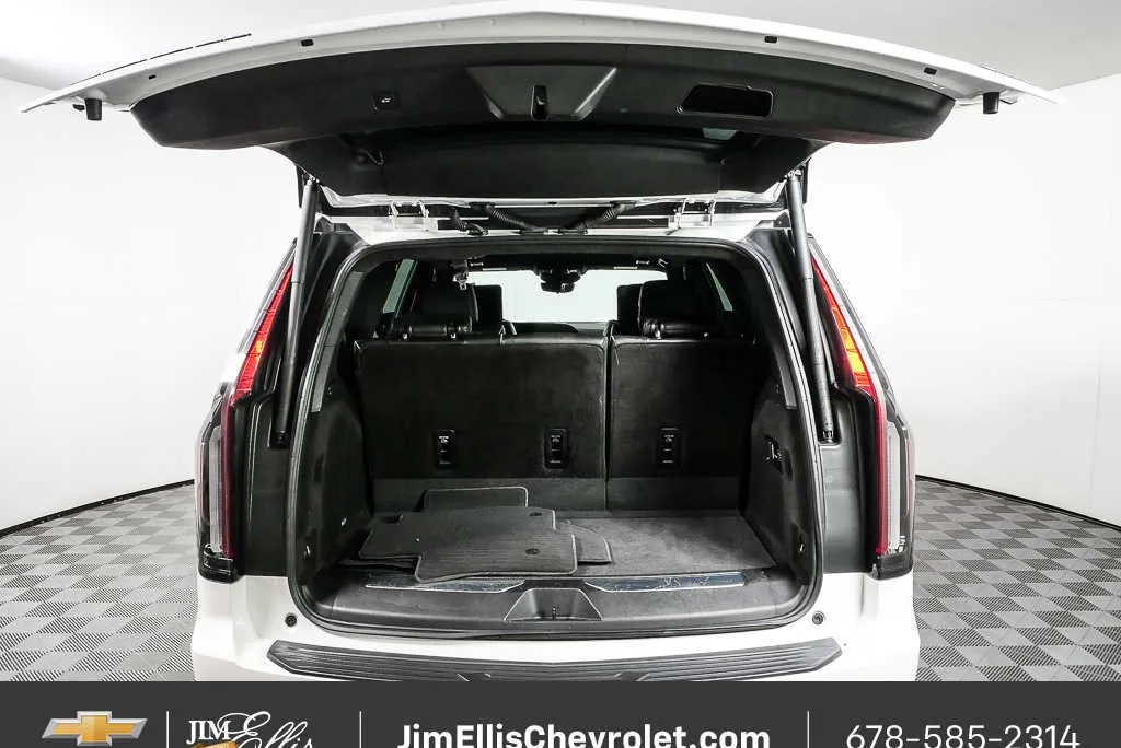 2023 Cadillac Escalade 4WD Sport Platinum thumbnail 33