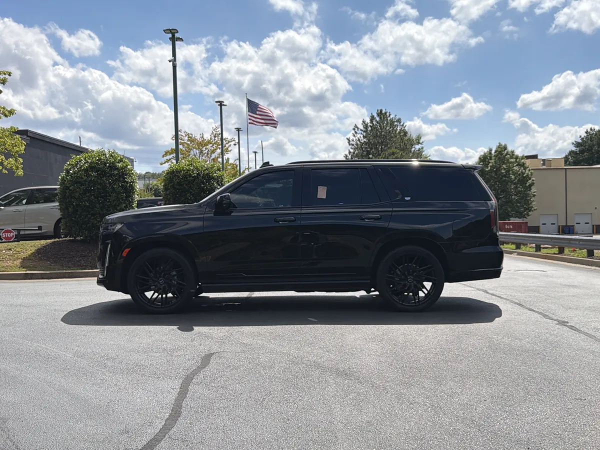 2023 CADILLAC Escalade 4WD Sport Platinum thumbnail 12