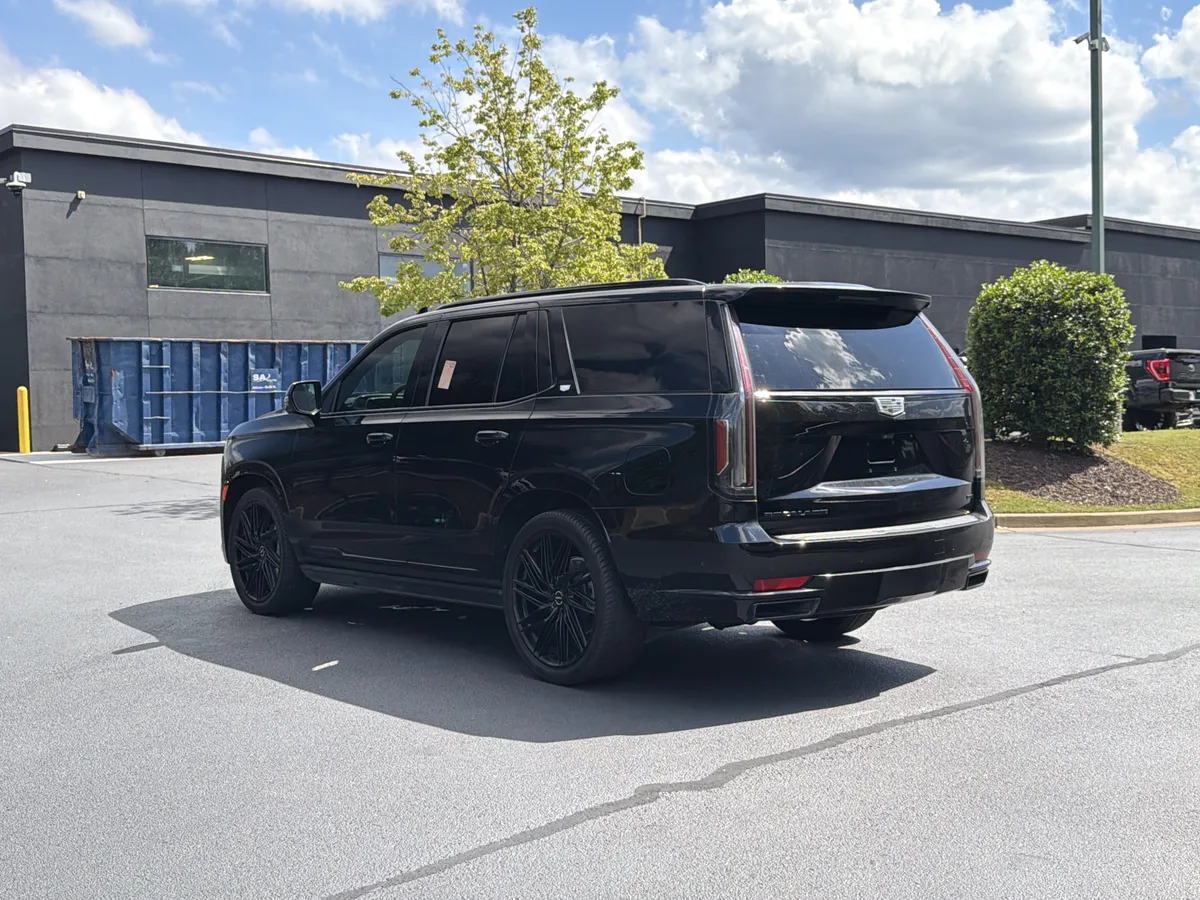 2023 CADILLAC Escalade 4WD Sport Platinum thumbnail 13