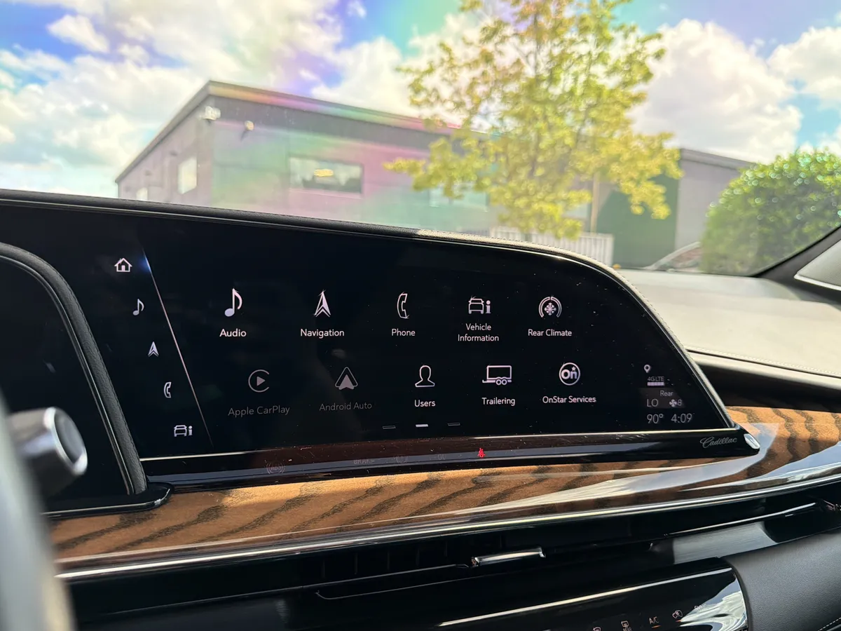 2023 CADILLAC Escalade 4WD Sport Platinum thumbnail 19