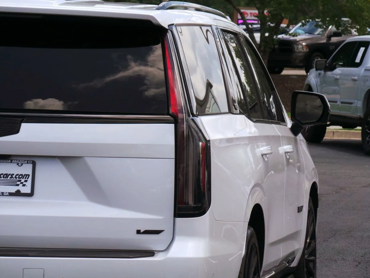 2023 CADILLAC Escalade AWD V-Series thumbnail 26
