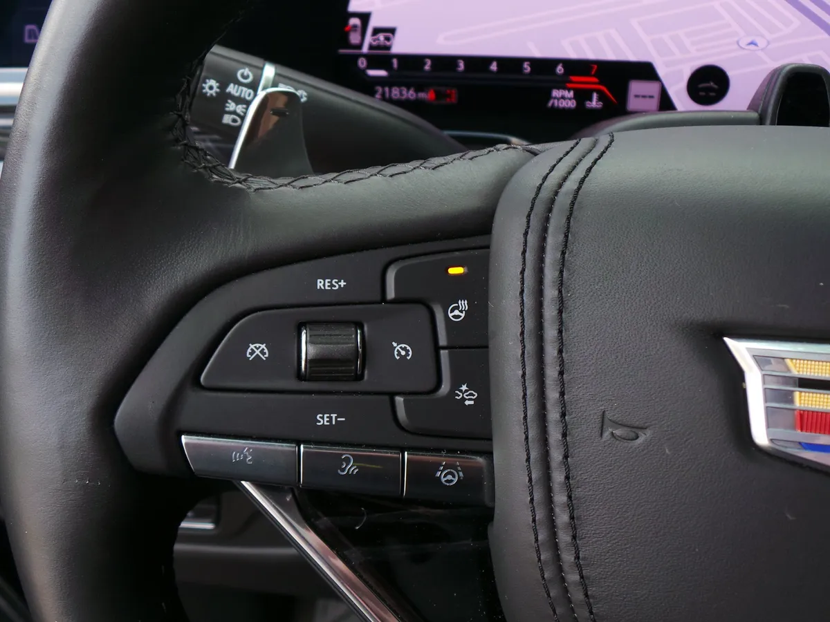 2023 CADILLAC Escalade AWD V-Series thumbnail 37