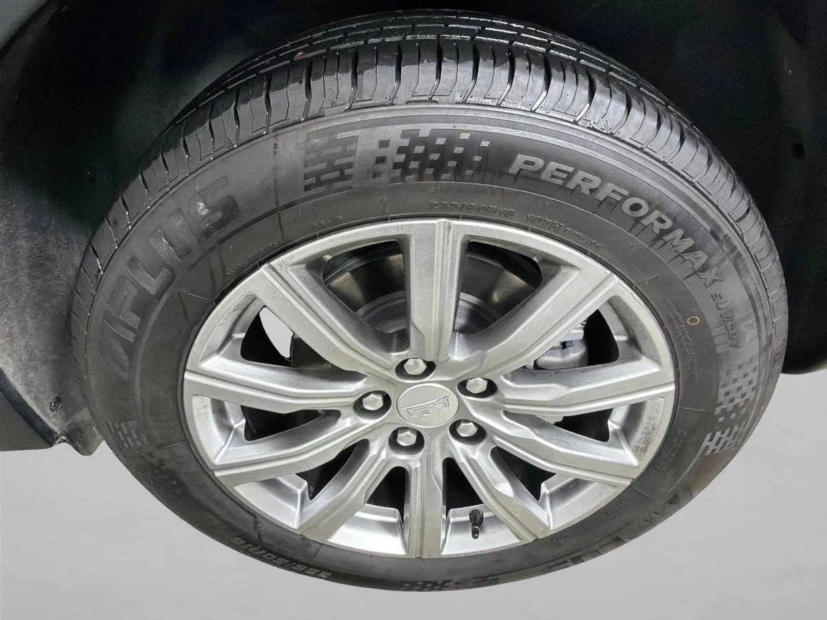 2023 Cadillac XT4 FWD Premium Luxury thumbnail 20