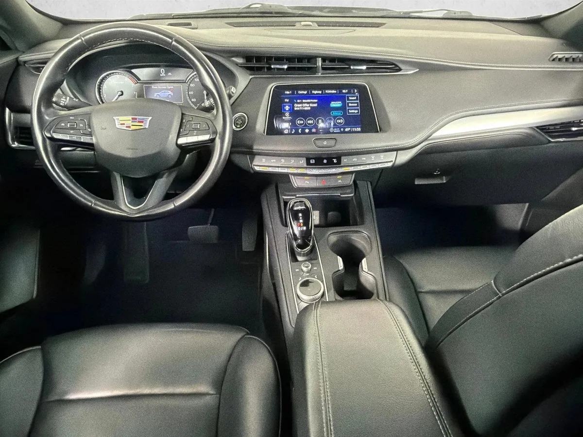 2023 Cadillac XT4 FWD Premium Luxury thumbnail 23