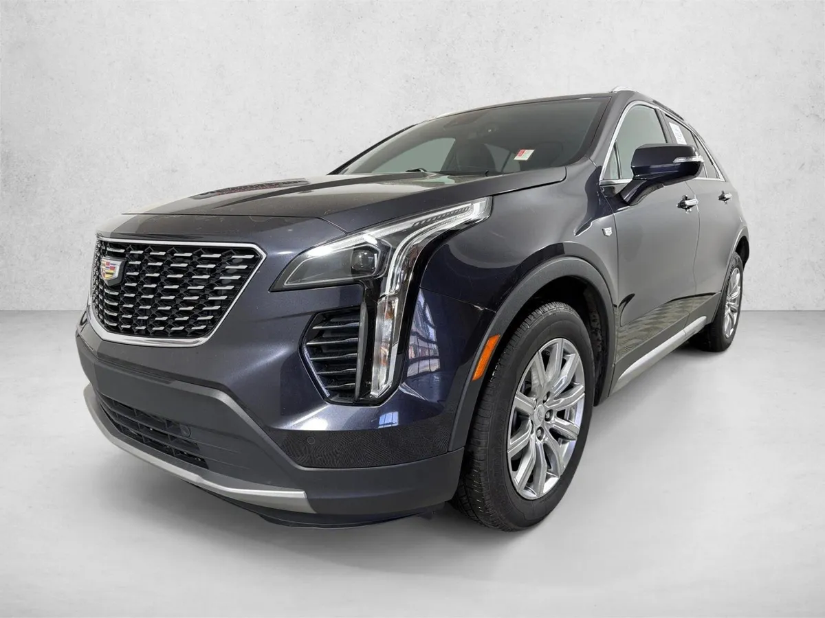 2023 Cadillac XT4 FWD Premium Luxury thumbnail 7