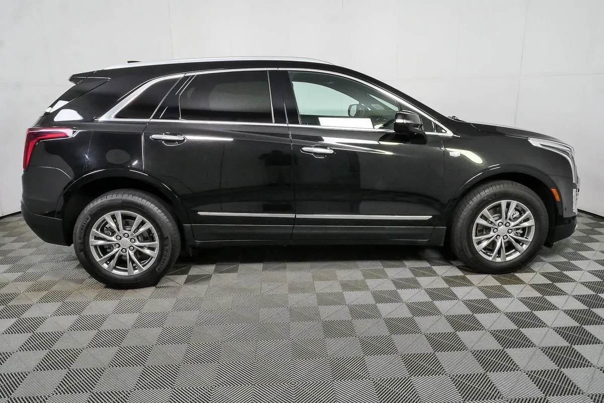 2023 Cadillac XT5 Premium Luxury thumbnail 2