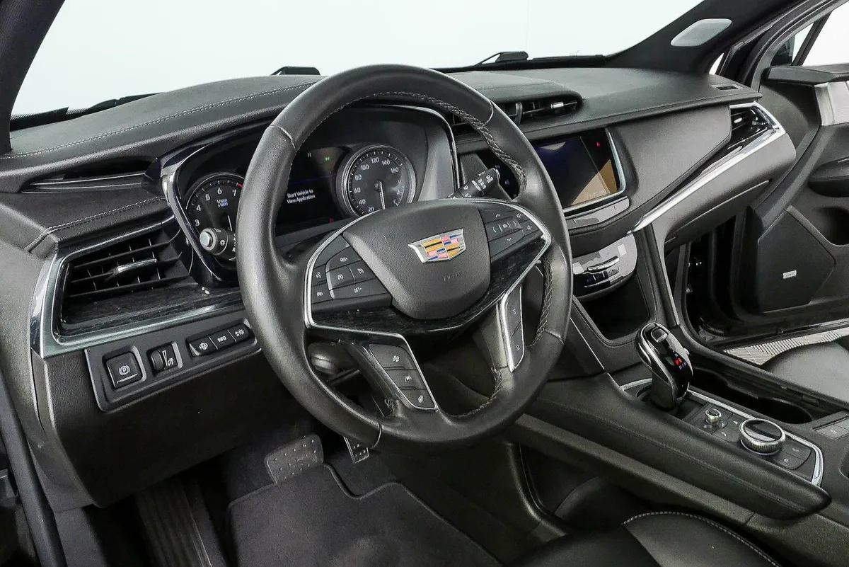2023 Cadillac XT5 Premium Luxury thumbnail 4