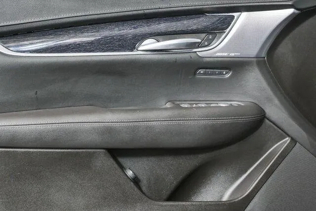2023 Cadillac XT5 Premium Luxury thumbnail 17