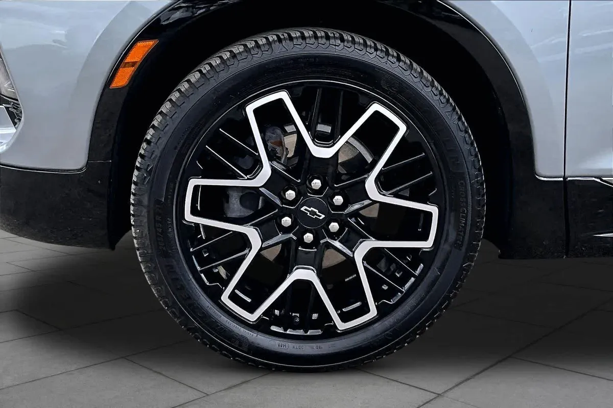 2023 Chevrolet Blazer RS thumbnail 11