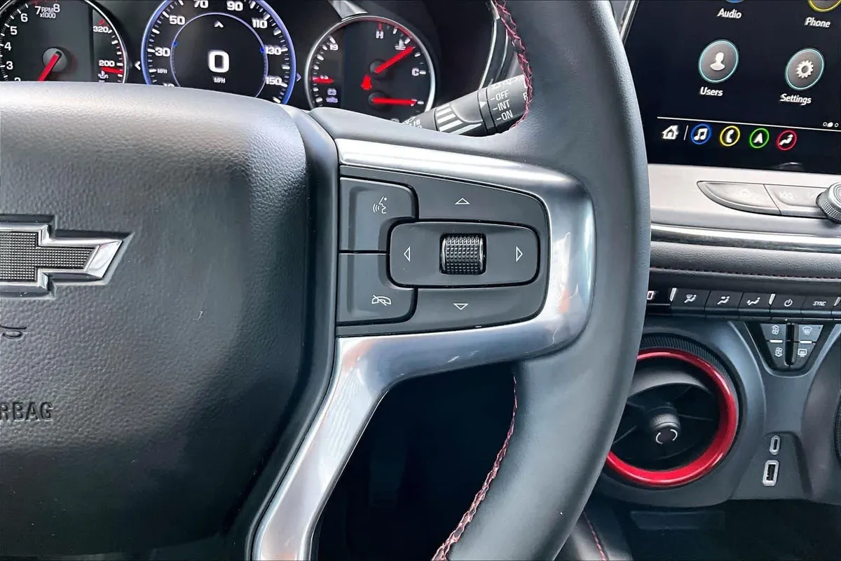 2023 Chevrolet Blazer RS thumbnail 23