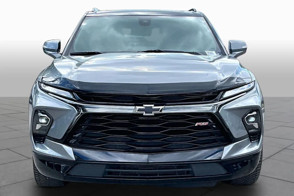 2023 Chevrolet Blazer RS thumbnail 4