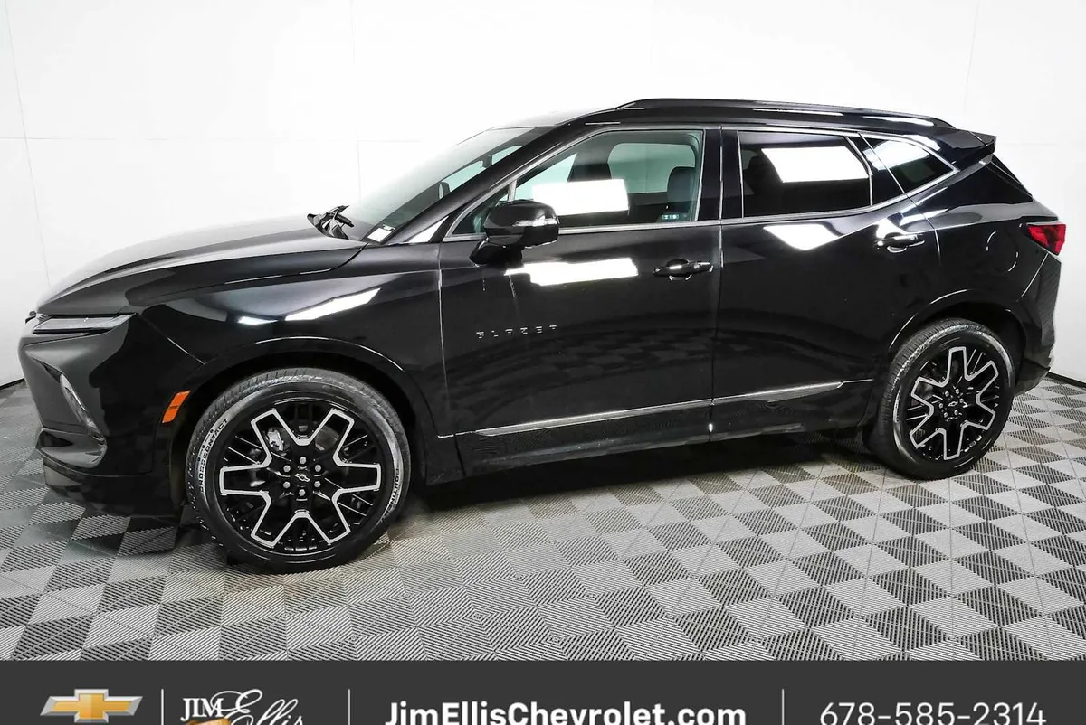 2023 Chevrolet Blazer RS thumbnail 31