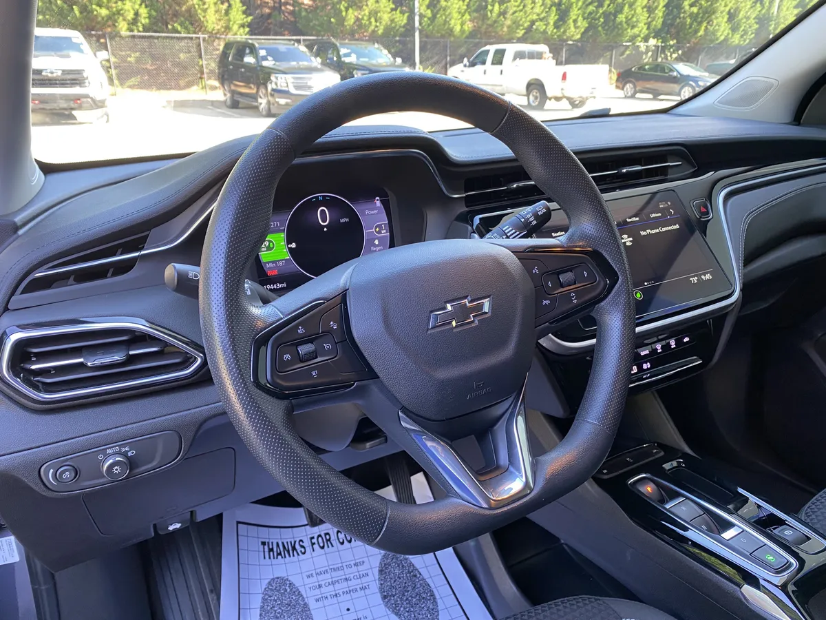 2023 Chevrolet Bolt EUV LT thumbnail 16
