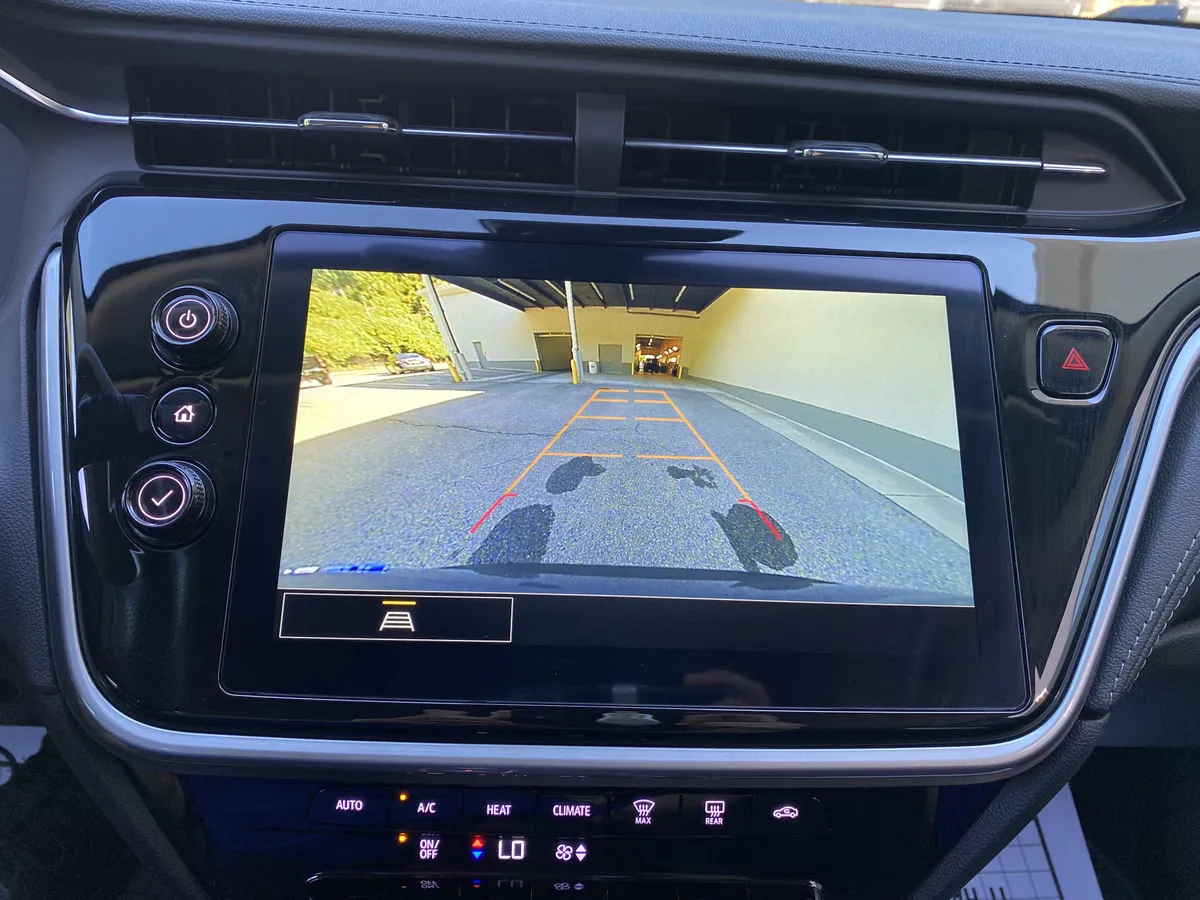2023 Chevrolet Bolt EUV LT thumbnail 26