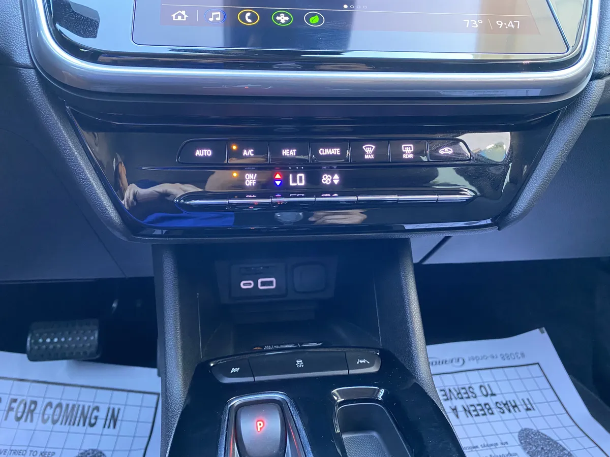 2023 Chevrolet Bolt EUV LT thumbnail 27