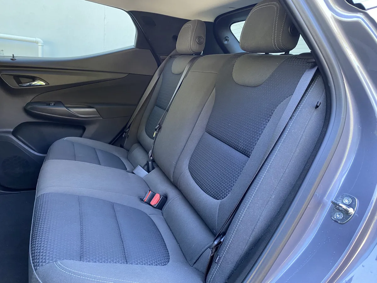 2023 Chevrolet Bolt EUV LT thumbnail 34