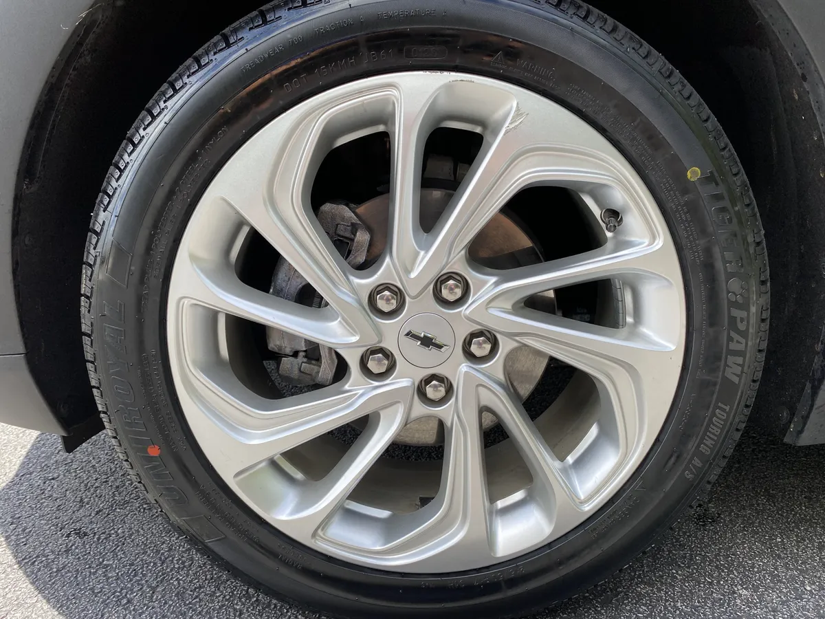 2023 Chevrolet Bolt EUV LT thumbnail 39