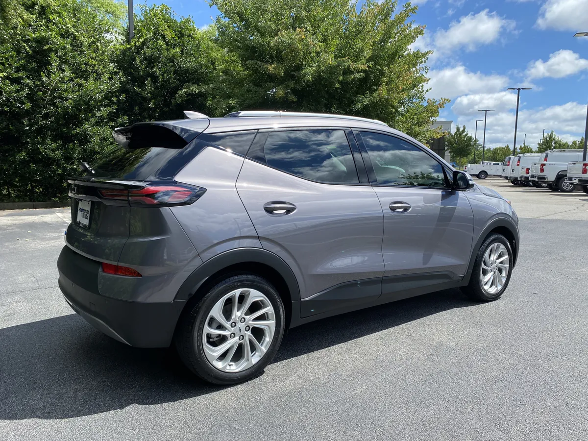 2023 Chevrolet Bolt EUV LT thumbnail 8