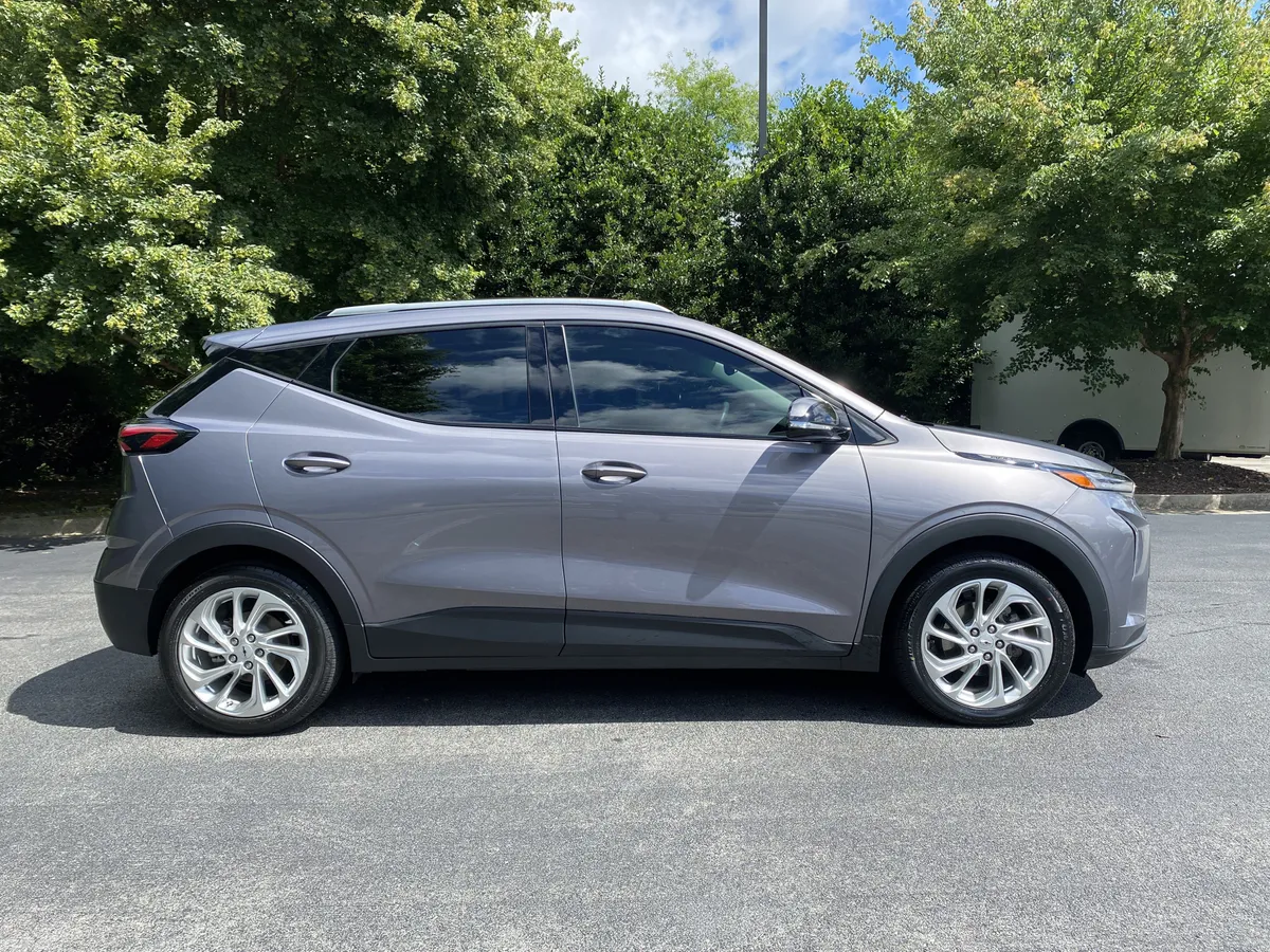 2023 Chevrolet Bolt EUV LT thumbnail 9