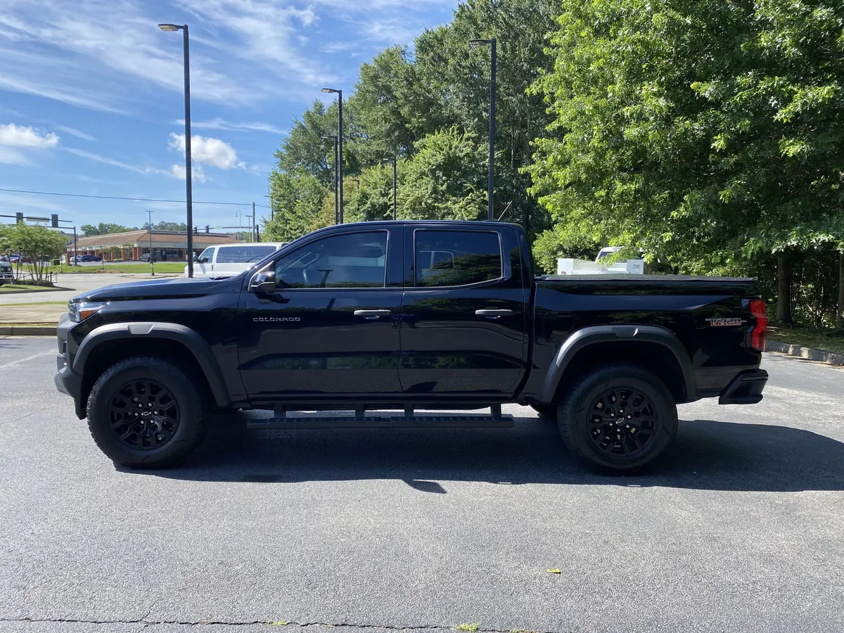 2023 Chevrolet Colorado 4WD Trail Boss thumbnail 5