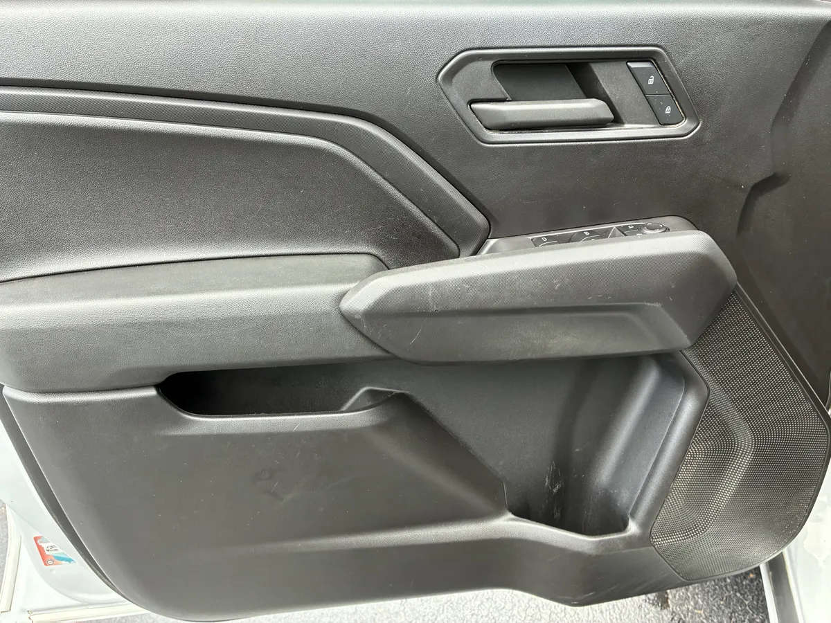 2023 Chevrolet Colorado Trail Boss thumbnail 21