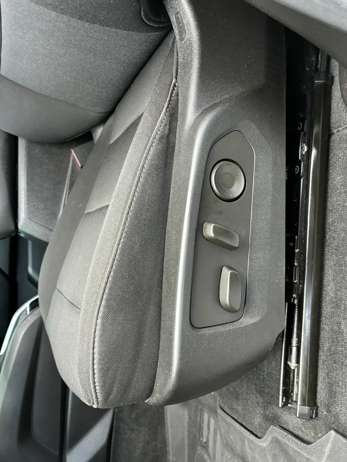 2023 Chevrolet Colorado Trail Boss thumbnail 23