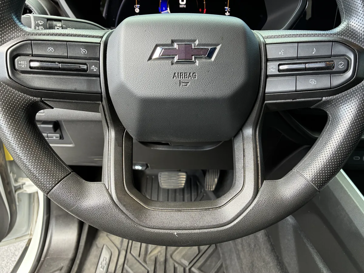 2023 Chevrolet Colorado Trail Boss thumbnail 25