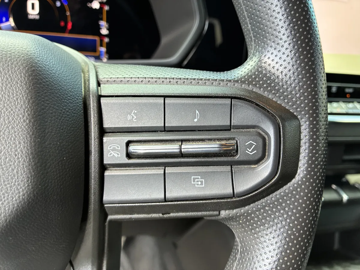 2023 Chevrolet Colorado Trail Boss thumbnail 26