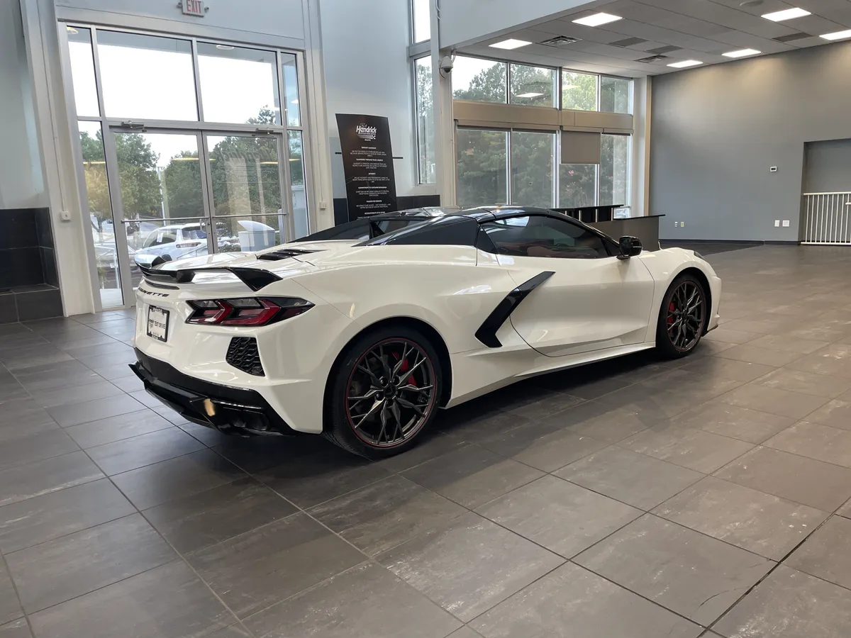 2023 Chevrolet Corvette 3LT thumbnail 9