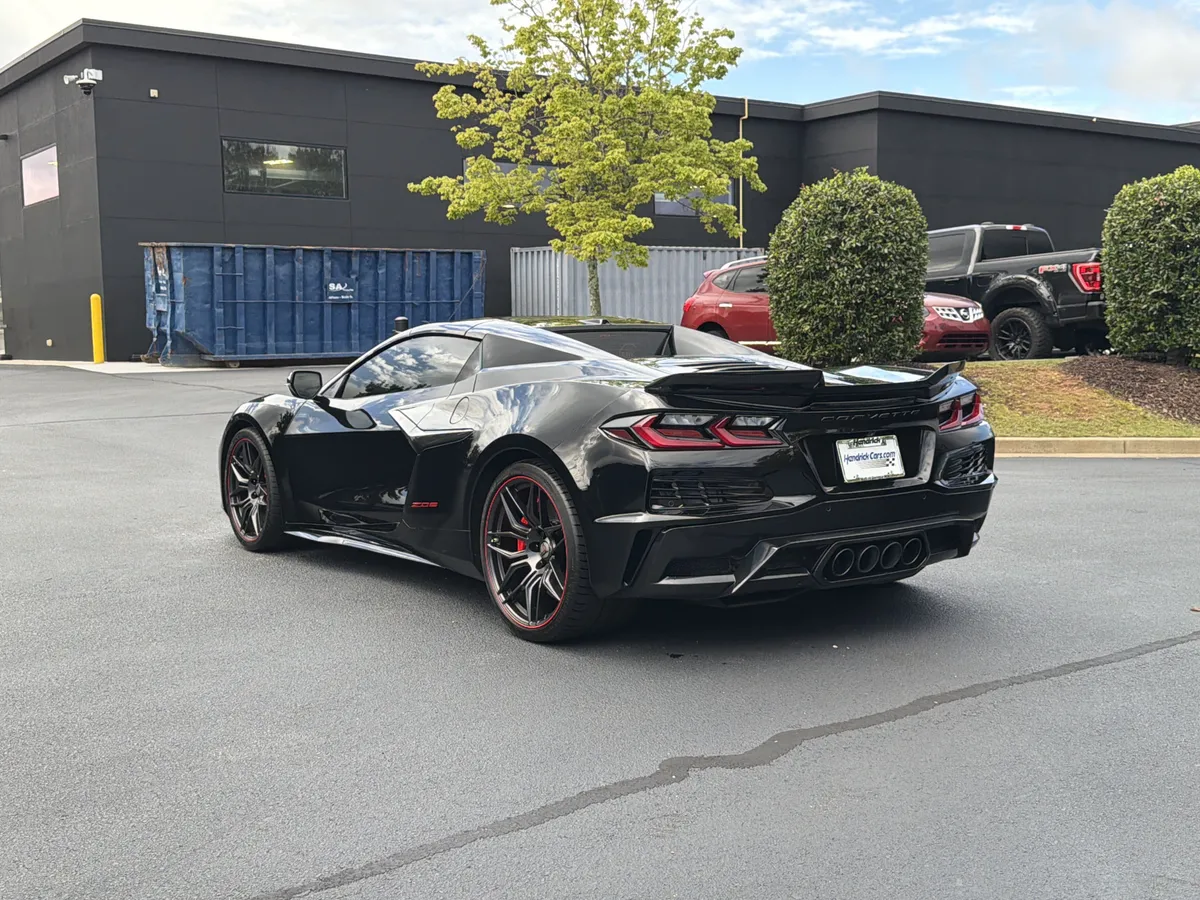 2023 Chevrolet Corvette 3LZ thumbnail 14