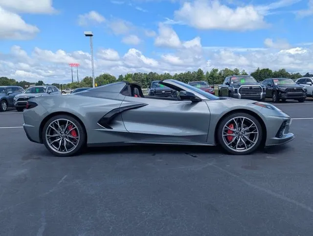 2023 Chevrolet Corvette Stingray thumbnail 8