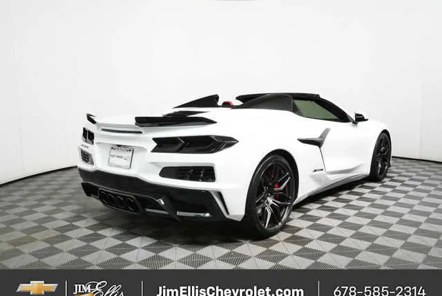 2023 Chevrolet Corvette Z06 3LZ thumbnail 22