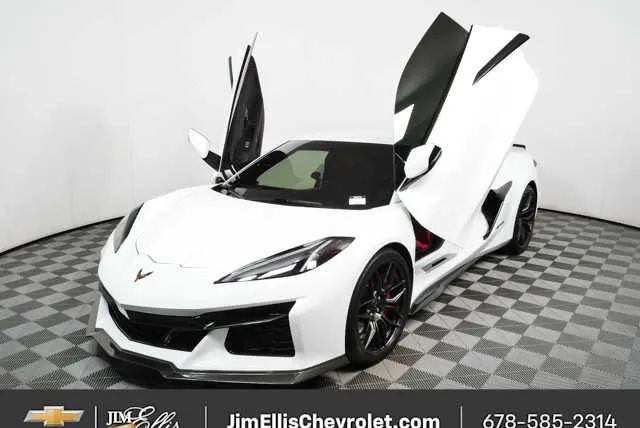 2023 Chevrolet Corvette Z06 3LZ thumbnail 36