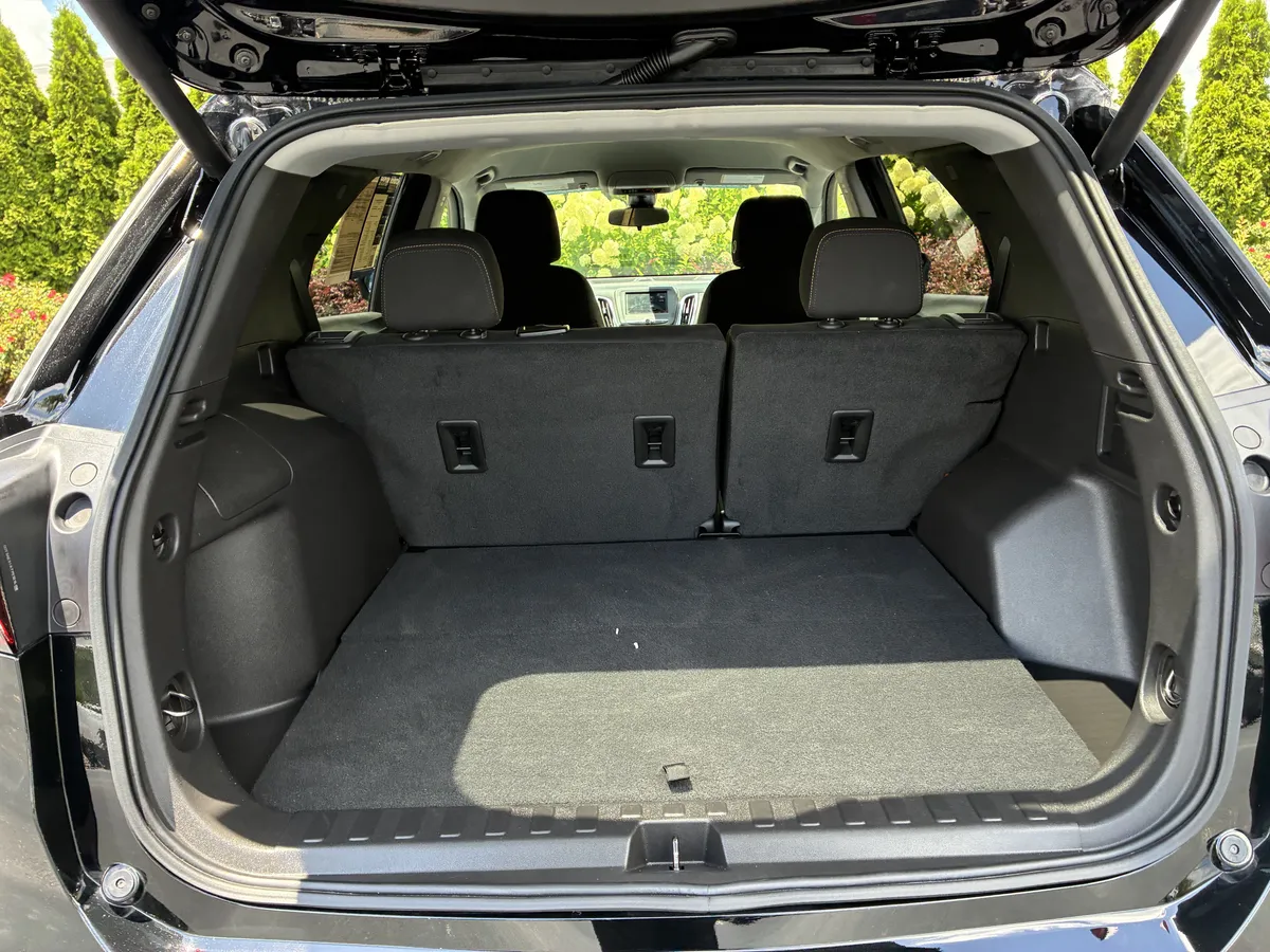 2023 Chevrolet Equinox LT thumbnail 12