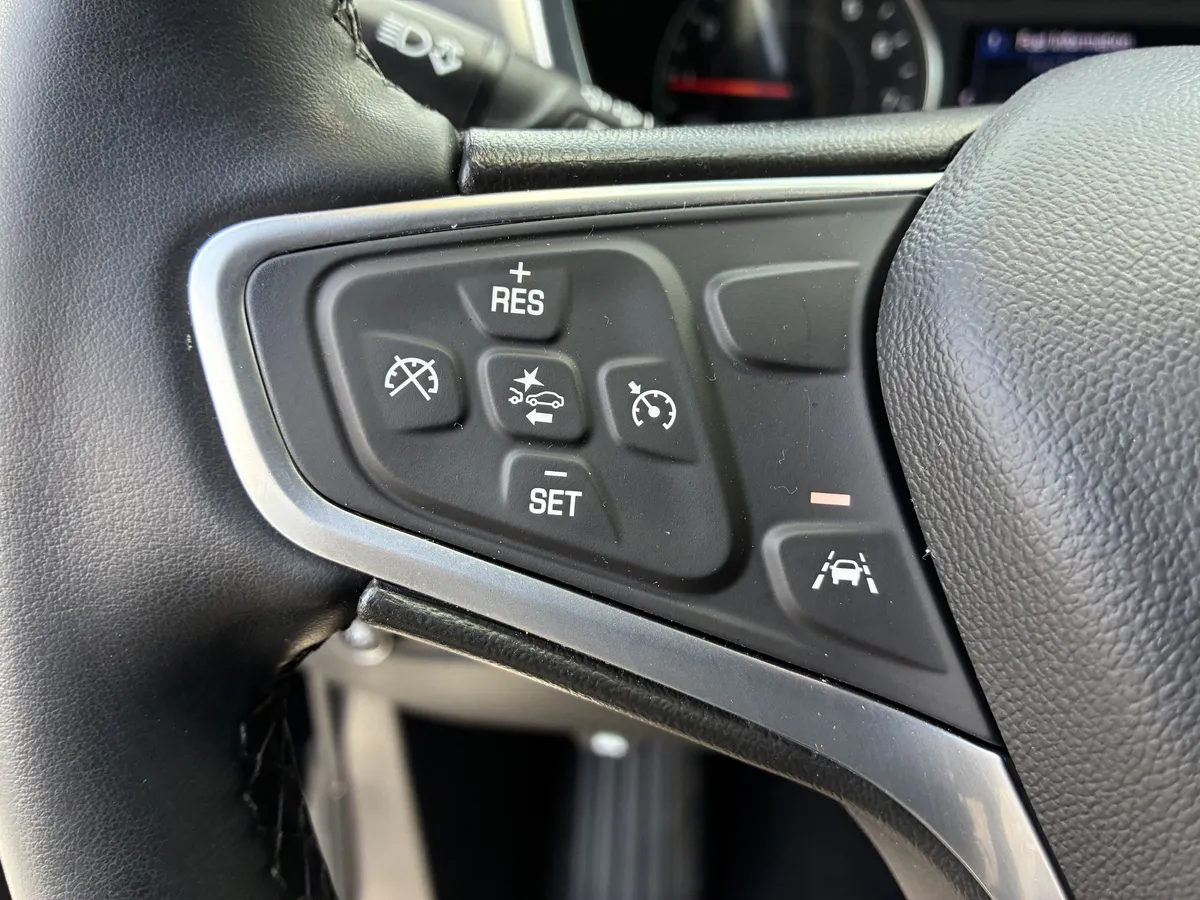 2023 Chevrolet Equinox LT thumbnail 29