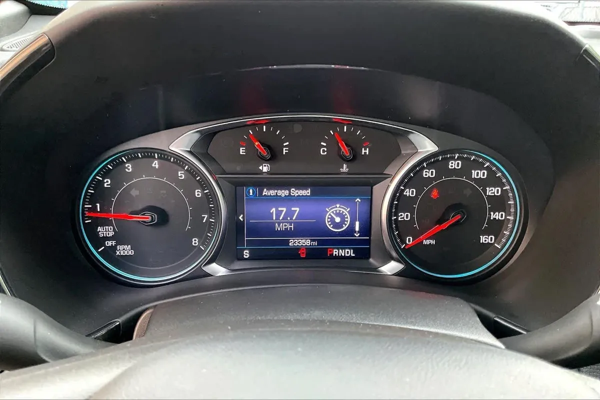 2023 Chevrolet Equinox RS thumbnail 26