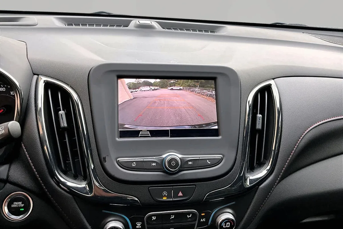 2023 Chevrolet Equinox RS thumbnail 27