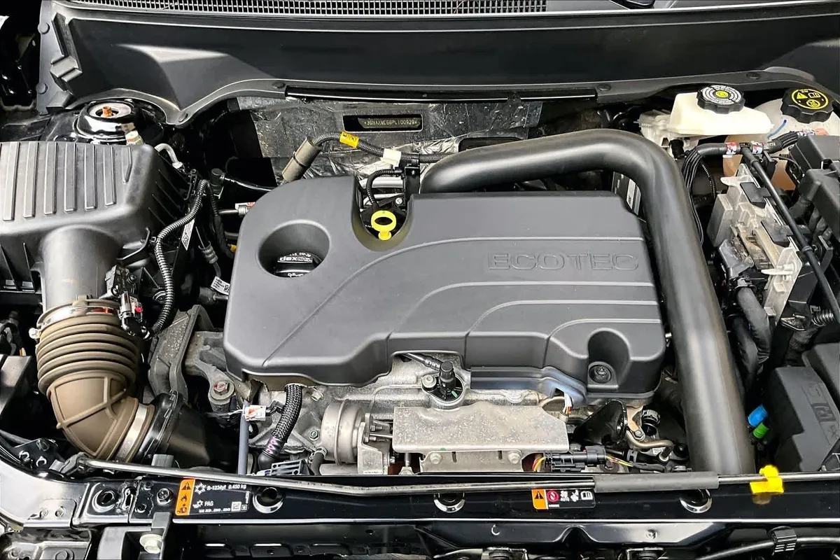 2023 Chevrolet Equinox RS thumbnail 32