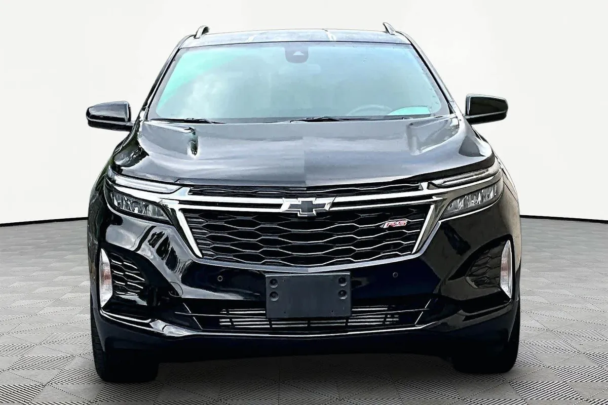 2023 Chevrolet Equinox RS thumbnail 4