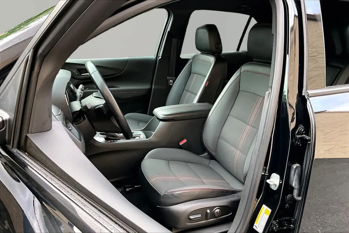 2023 Chevrolet Equinox RS thumbnail 8
