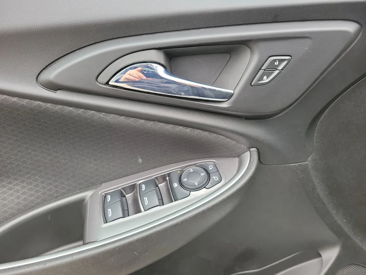 2023 Chevrolet Malibu 1LT thumbnail 24