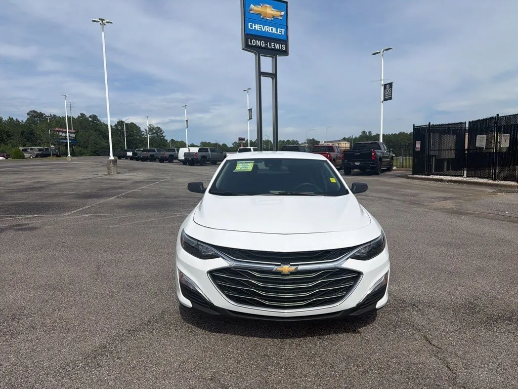 2023 Chevrolet Malibu LS thumbnail 8