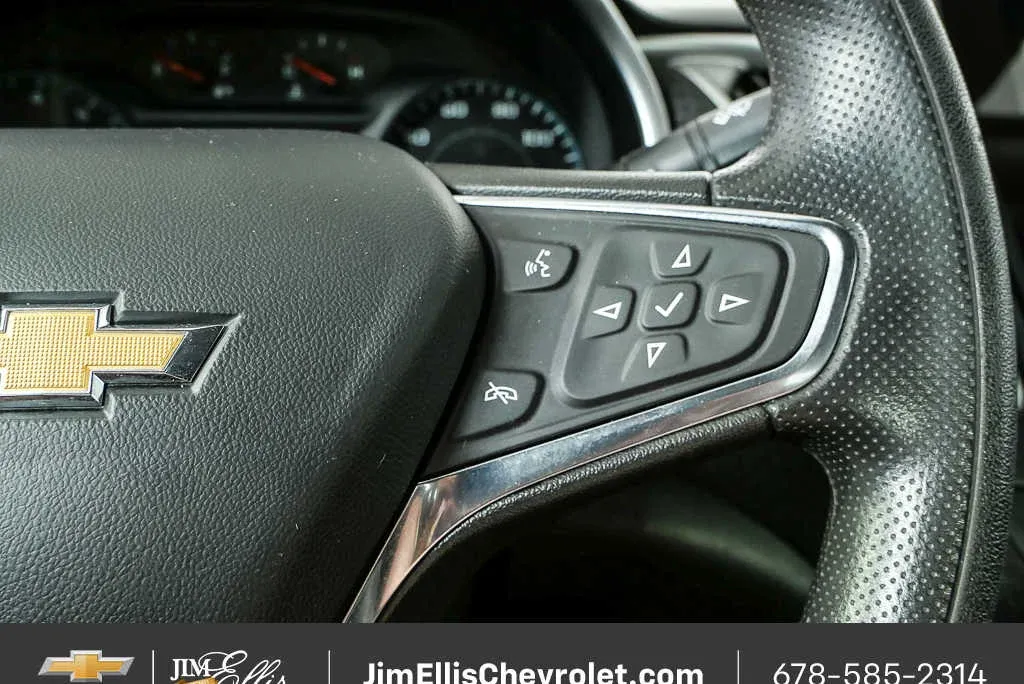 2023 Chevrolet Malibu LT thumbnail 11