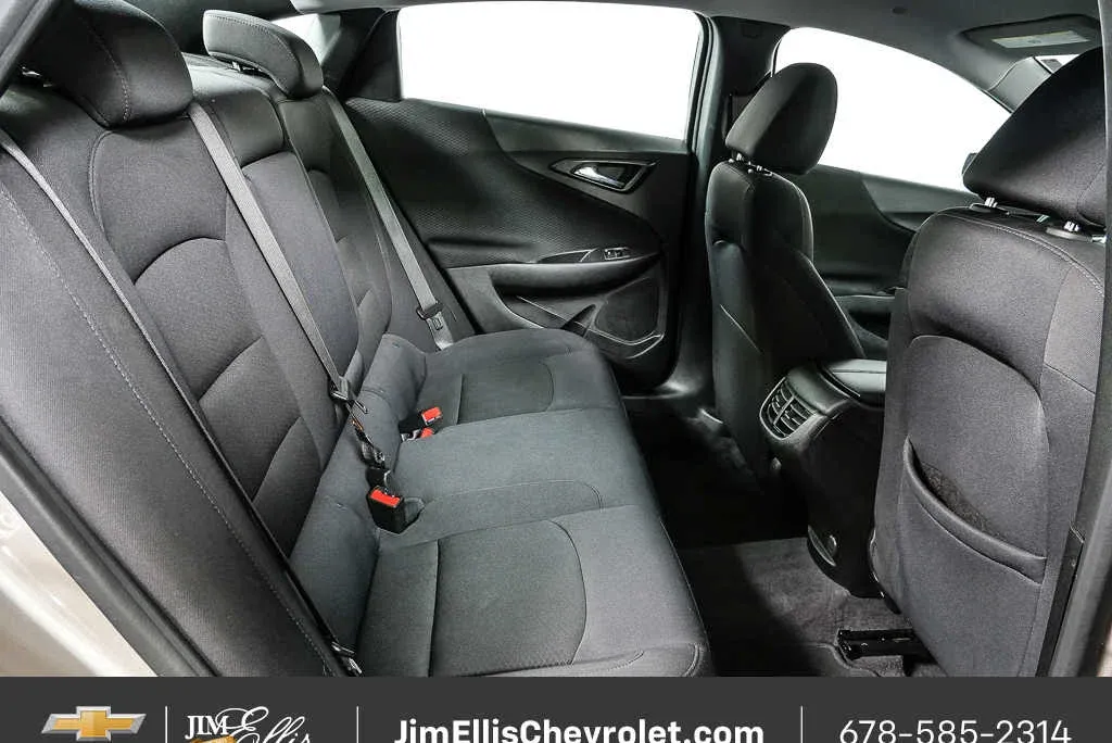 2023 Chevrolet Malibu LT thumbnail 20