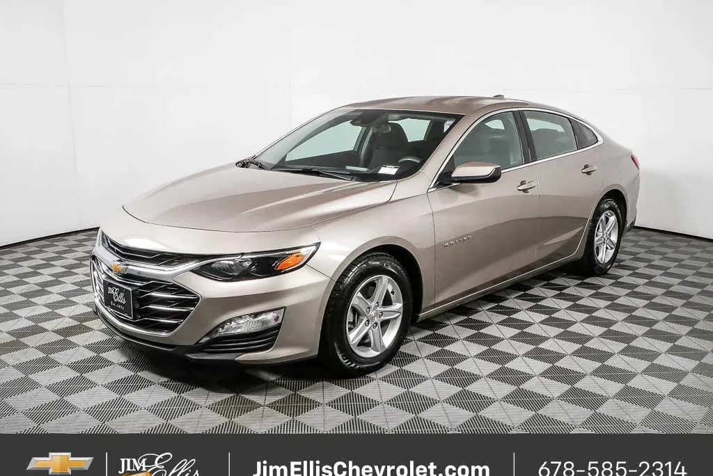 2023 Chevrolet Malibu LT thumbnail 24