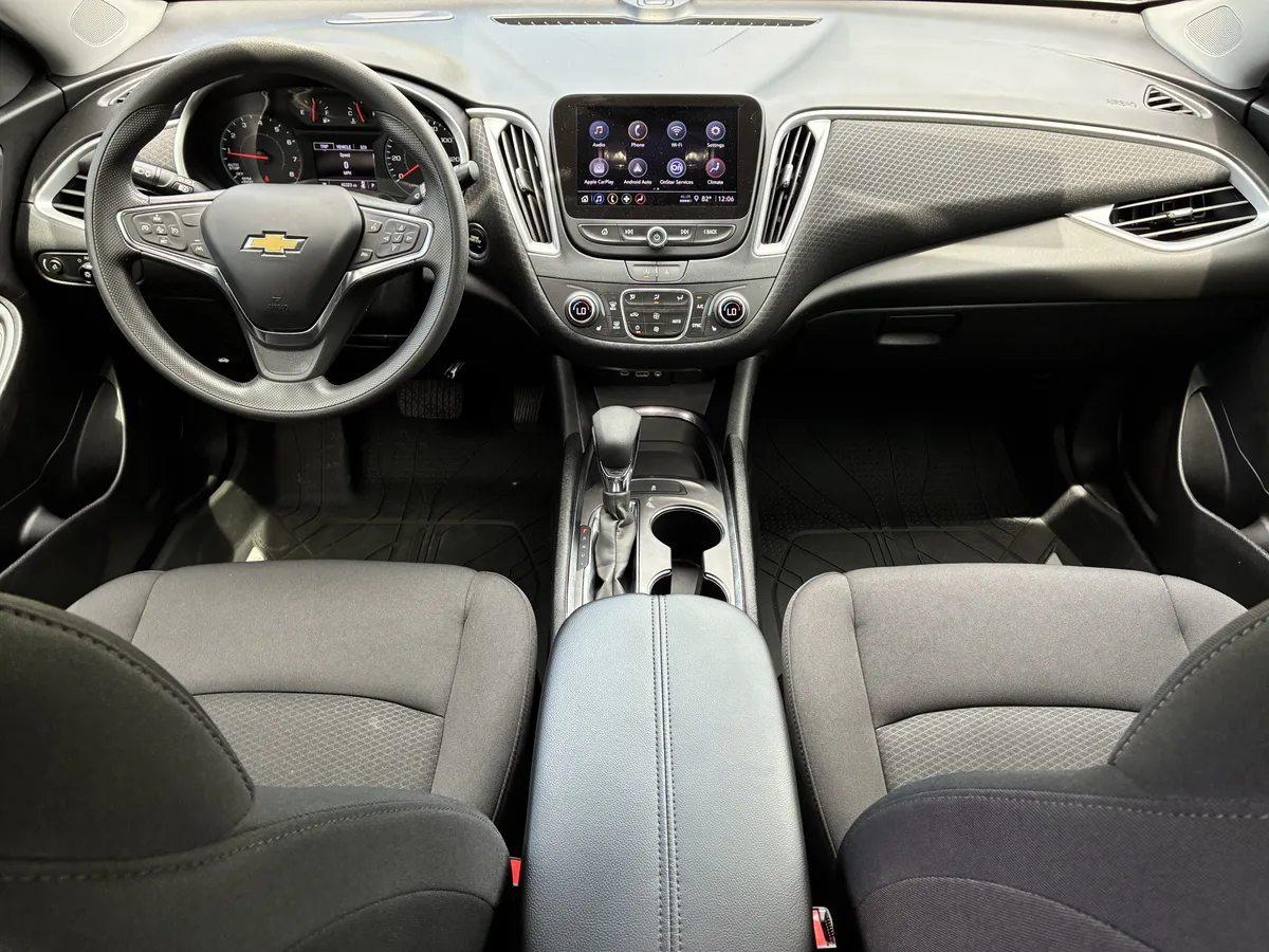 2023 Chevrolet Malibu LT thumbnail 17