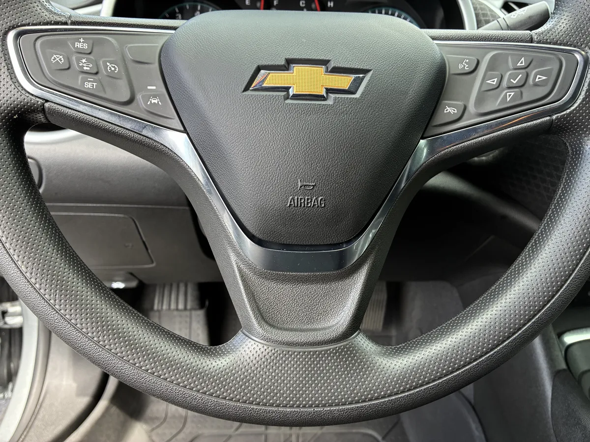 2023 Chevrolet Malibu LT thumbnail 26