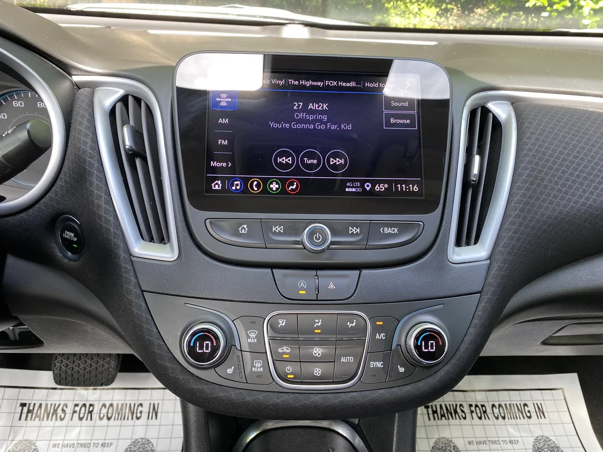 2023 Chevrolet Malibu LT thumbnail 22