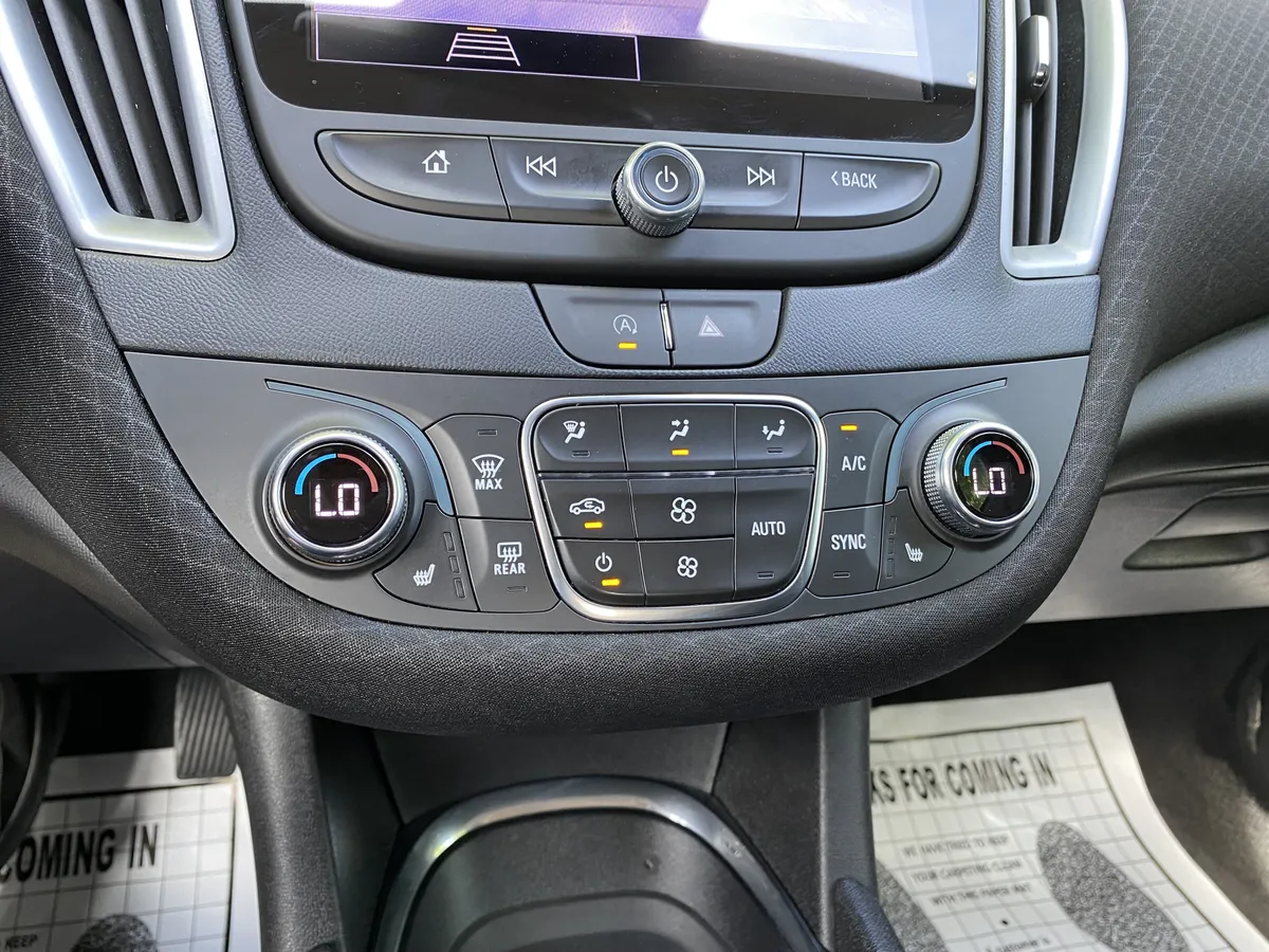 2023 Chevrolet Malibu LT thumbnail 26