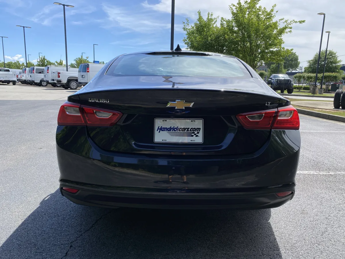 2023 Chevrolet Malibu LT thumbnail 7